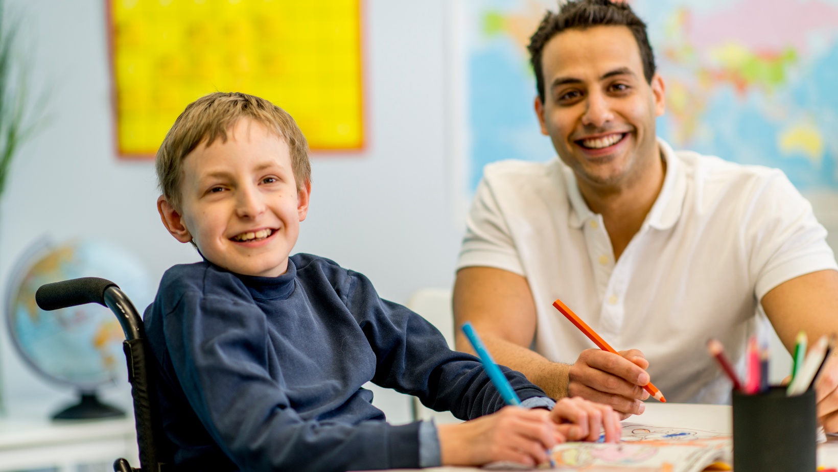 ATENCION AL ALUMNADO CON NECESIDADES EDUCATIVAS ESPECIALES EN CENTROS EDUCATIVOS